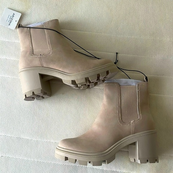 Boot Heels - Picture 1 of 3